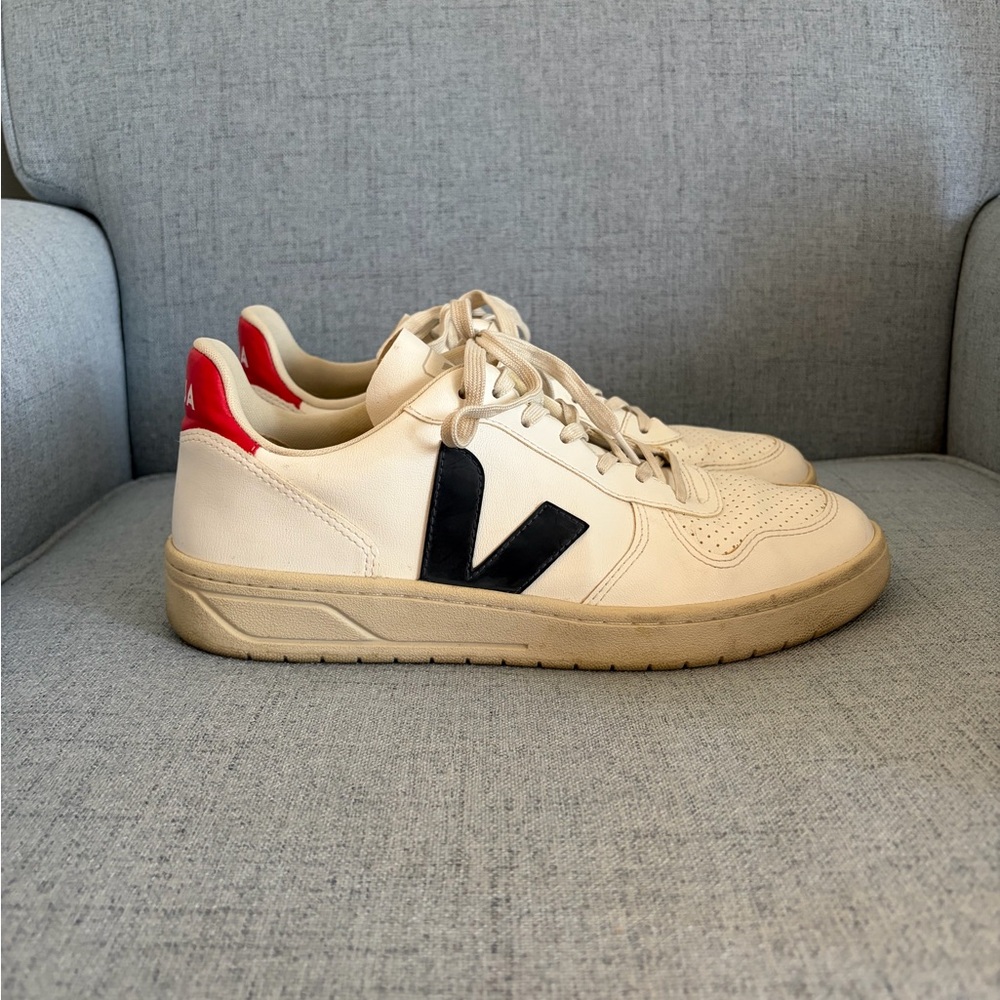 Veja Cream and Black Sneakers with Red Detail
